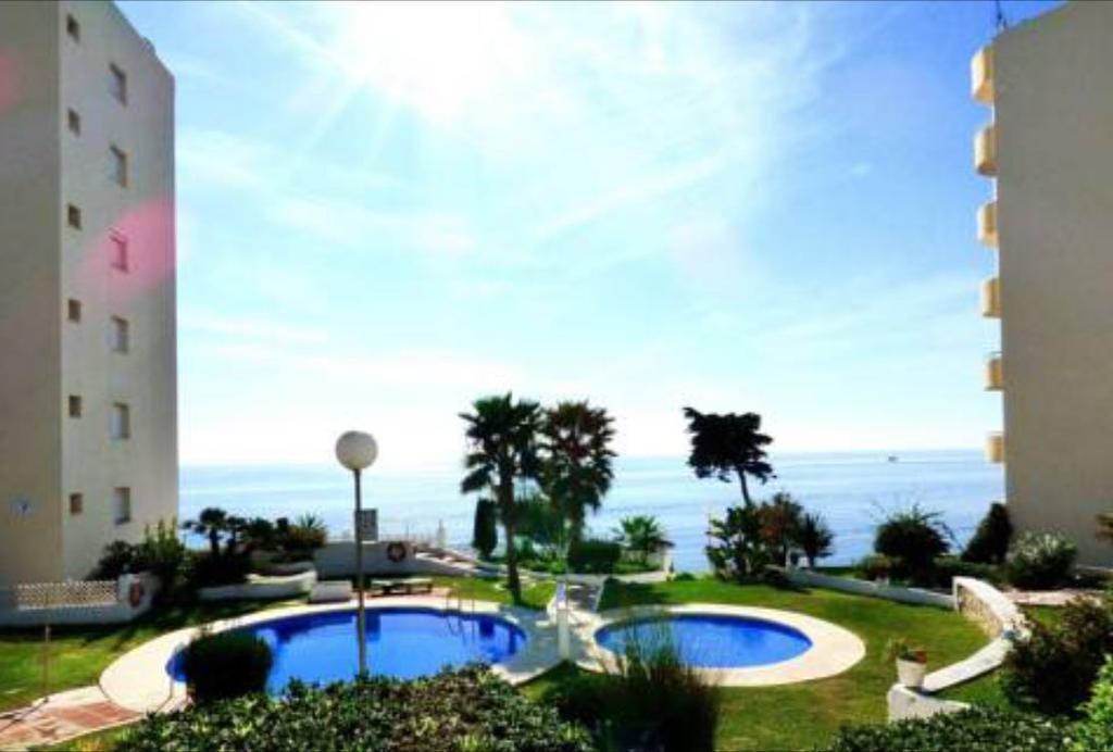 Apartamento Playa Algaida Sitio de Calahonda Dış mekan fotoğraf